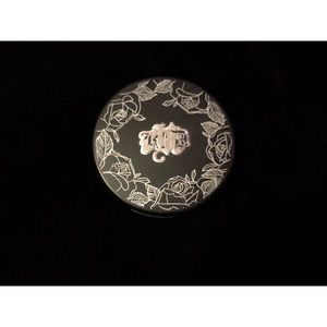 KVD foundation powder light 46